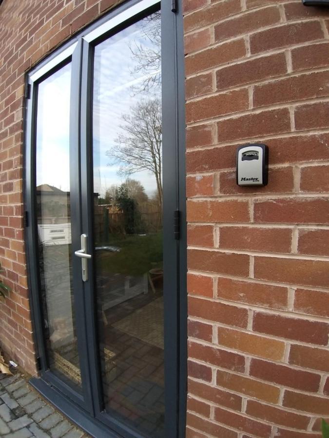 The Annexe Apartment Cheadle Hulme