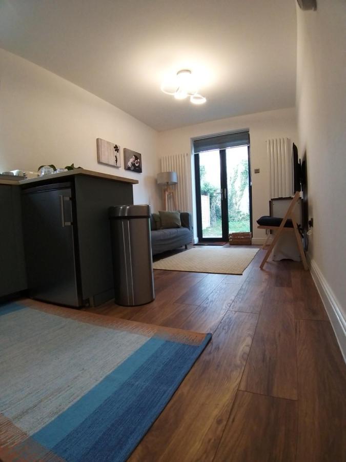 The Annexe Apartment Cheadle Hulme